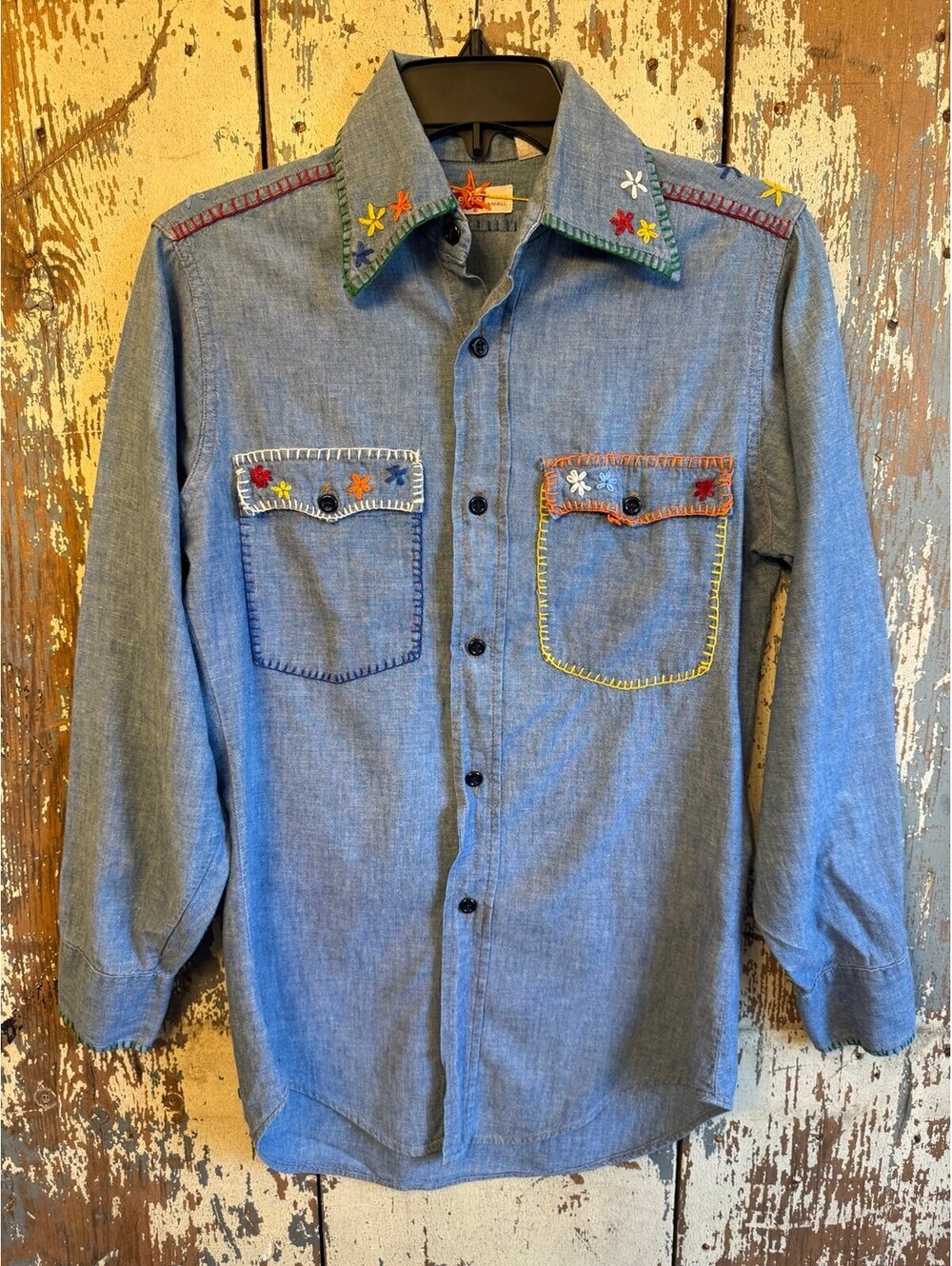 Vintage Levi's Embroidered Chambray Shirt Andy & Annie Button Up Americana Small
